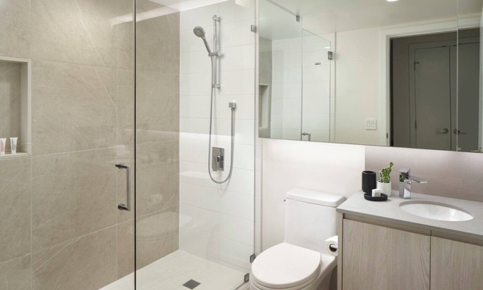 South Lake Union Hotel | Level Seattle- Two Bedroom Suiten