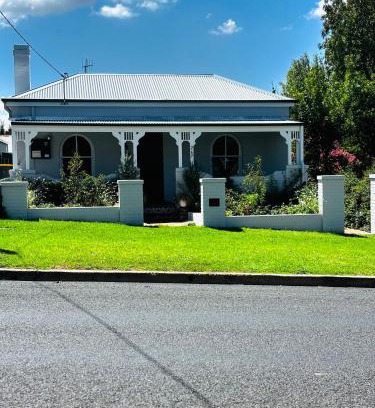 Bathurst House | Lexden