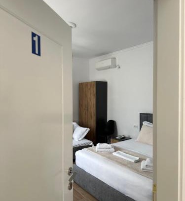 Rade Apartment | Lexhulo Room's