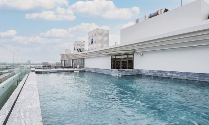 Thuy Khue Apartment | Lexington Apartments - Westlake