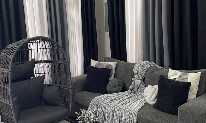 Portmore House | LEY MAR MANOR- EXQUISITE COMFORT