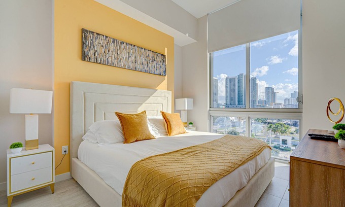 Northeast Miami Apartment | LG602 DESIGN DISTRICT, LUXURY PARADISE