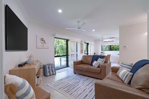 Mission Beach Apartment | Liana One Coastal Mission Vibe One Bedroom