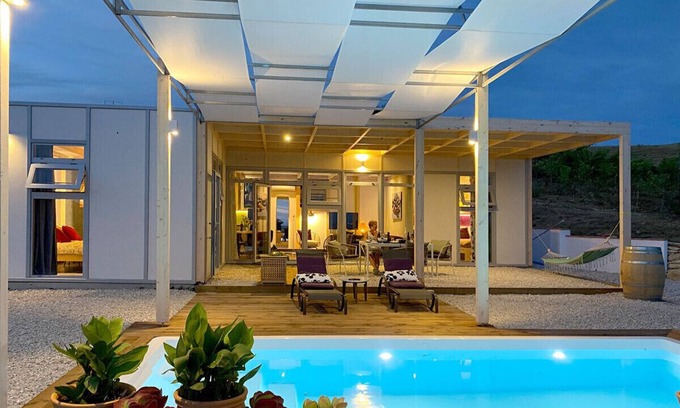 San Ambrosio Villa | Lichtdurchflutete Villa mit Pool, Traumhafter Blick zum Meer