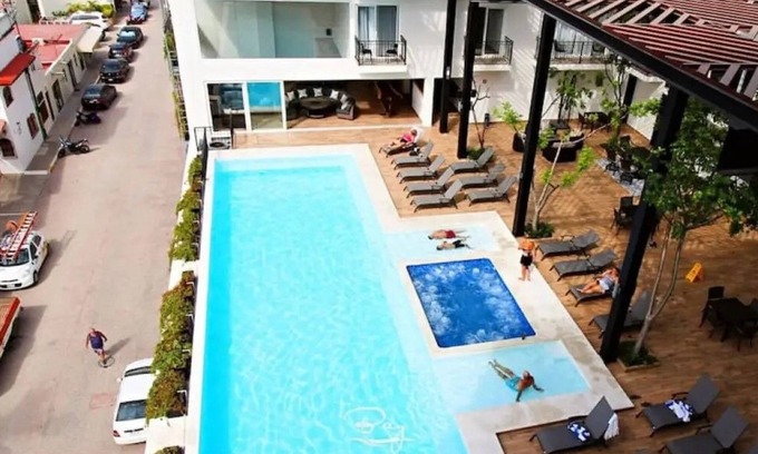 Bucerias Apartment | LIFE BUCERIAS 402 APT just one block on the beach in Golden zone