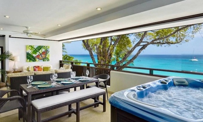 Old Trees Bay House | Life's a Beach by The Villa Life