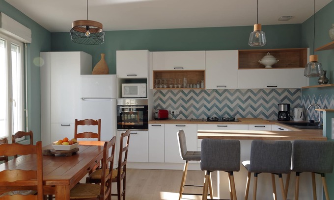 Aigues-Mortes Apartment | Light-filled apartment with breathtaking views.