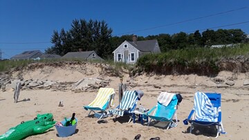 Wellfleet Cottage | Light on the Mayo in Wellfleet