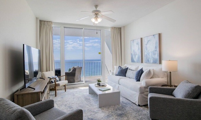 Gulf Shores Condo | Lighthouse 1511 | Gulf Shores, AL
