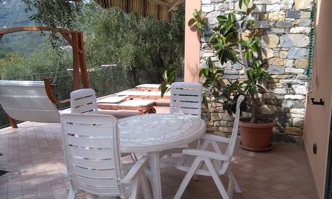 Diano Castello Villa | LIGURIA HOLIDAY HOME - INDEPENDENT VILLA DIANO