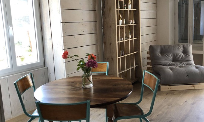 Saint-Satur House | LIKE AT HOME 5 bedrooms sleeps 18 FREE BREAKFAST MEAL POSSIBLE 10/13€