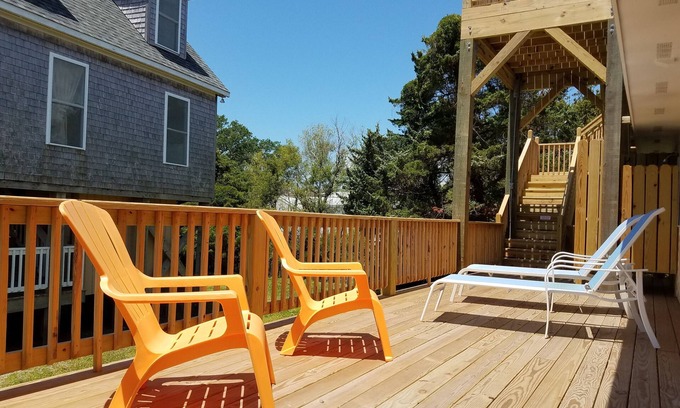 Ocracoke House | Lil’ Loopy: One bedroom home perfect for a couple's retreat.