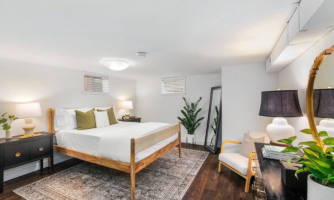 Ravenna Apartment | Lilac in Law