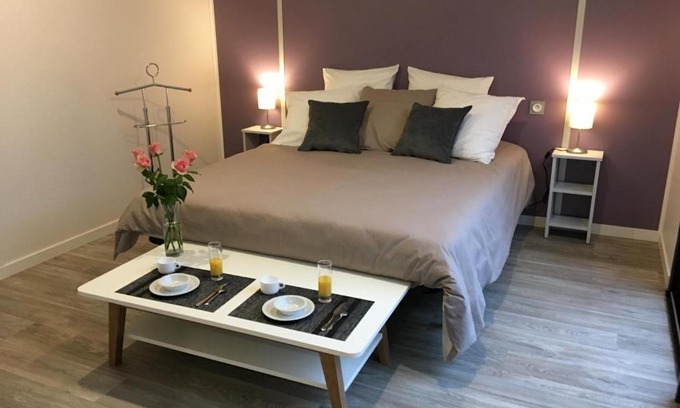 Lhommaize House | Lilas la vallee des noyers