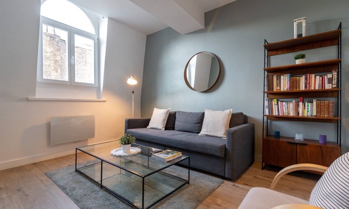 Lille Centre Ville Apartment | Lille Gares - Duplex with parking