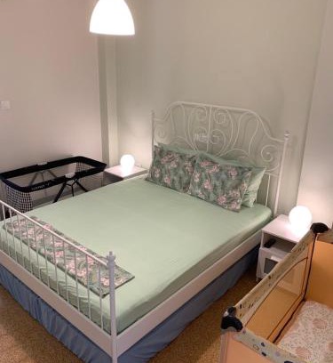 Vyronas Apartment | Lillian’s House
