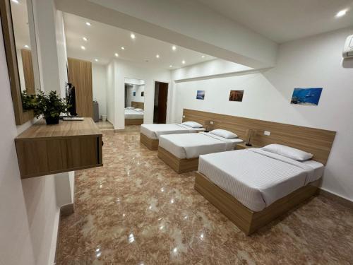 Sakkala Apartment | Lilly Rooms and Studio
