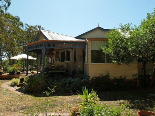 Raymond Island Bed & Breakfast | Lilys by the Lake