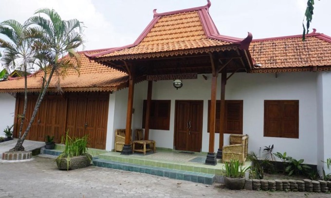 Sleman House | LIMASAN WONGSO