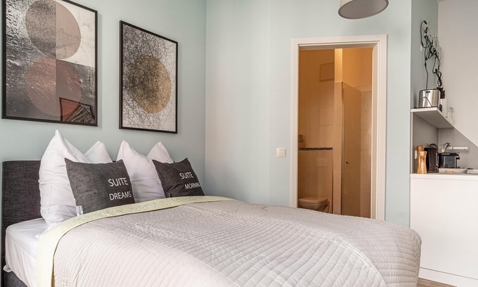 Old Town Apartment | limehome Leipzig Am Brühl | Single Suite