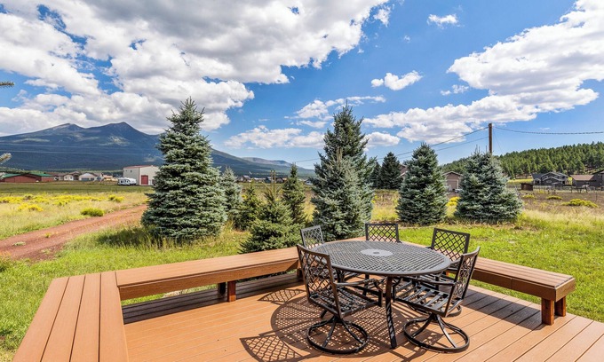 Baderville Cabin | Limited Sept. Availability |4bdr | Book Today!