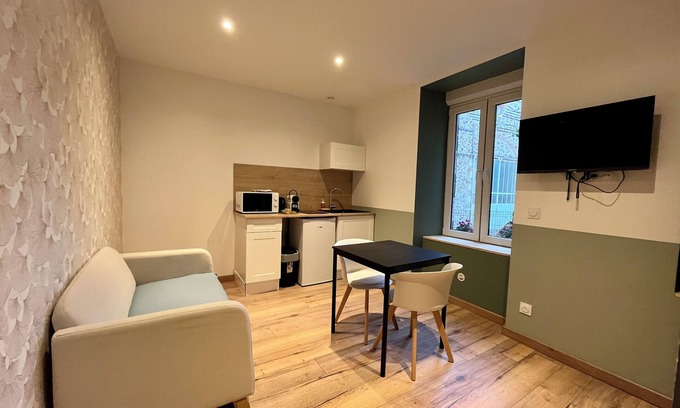 Limoges Apartment | Limoges Sud- Lescinqsuites - Leden - Dabnb