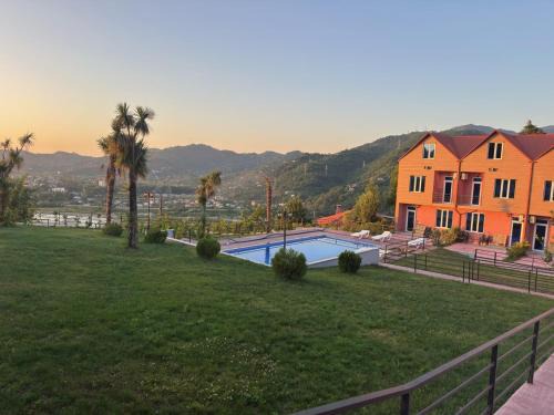 Tkhilnari Villa | Lin House
