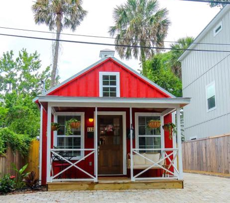 Lincolnville House | Lincolville's First Schoolhouse!