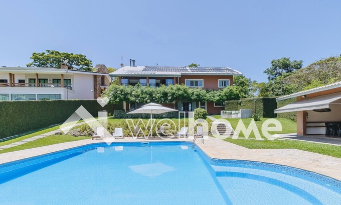 Caiocara House | Linda Casa com Piscina e Churrasqueira em Atibaia