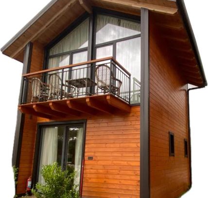 Koman Bed & Breakfast | LinDen Garden Cabin