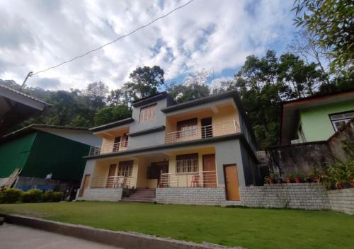 Rishop House | Lingtam Yangsel River Retreat by StayApart