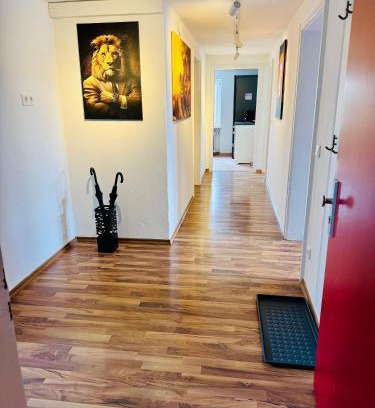 Vohburg an der Donau Apartment | Lion Flat 2 Zimmer Wohnung in Vohburg mit Büro