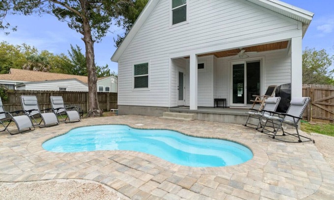 St. Augustine House | Lion's Sail Island/Beach/Pool