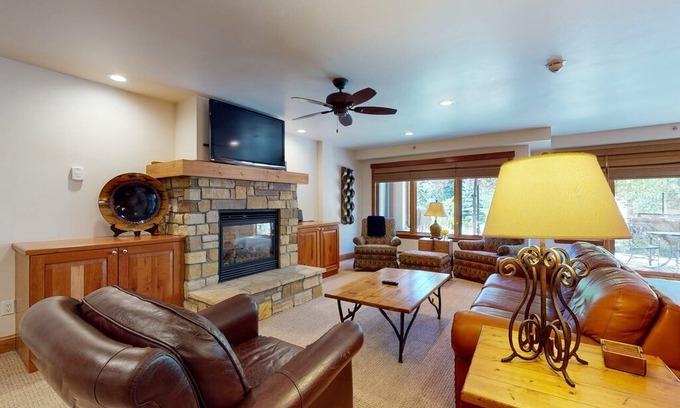 Vail Other | Lion Square Lodge North 196 - Vail, CO (VA)