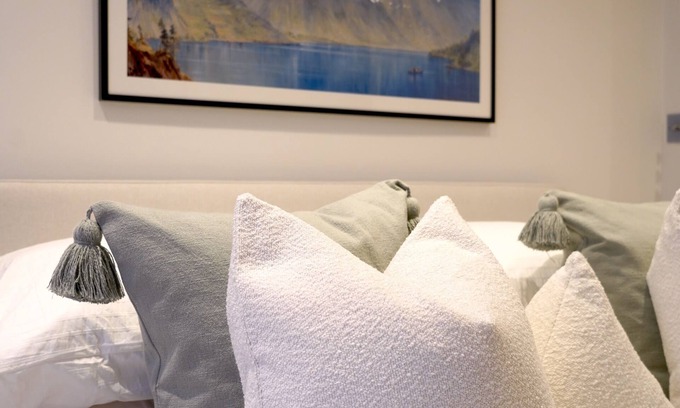 Sands End Apartment | Lioness House: newly refurbished townhouse garden-flat in leafy Parsons Green