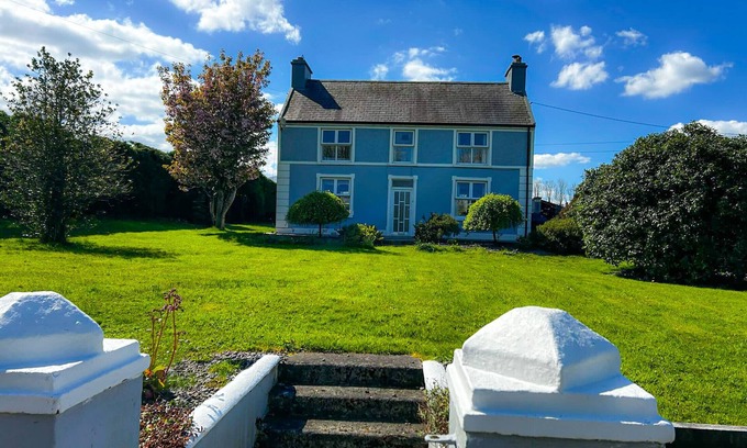 Castleisland House | Lisheenbawn Farmhouse Farranfore