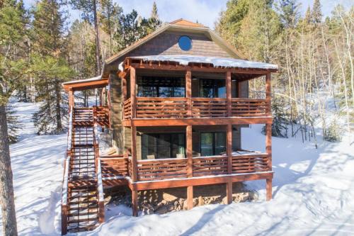 Deadwood House | Little Badger Lodge