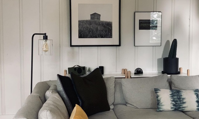 Cedar Flat House | Little Black Cabin By The Lake