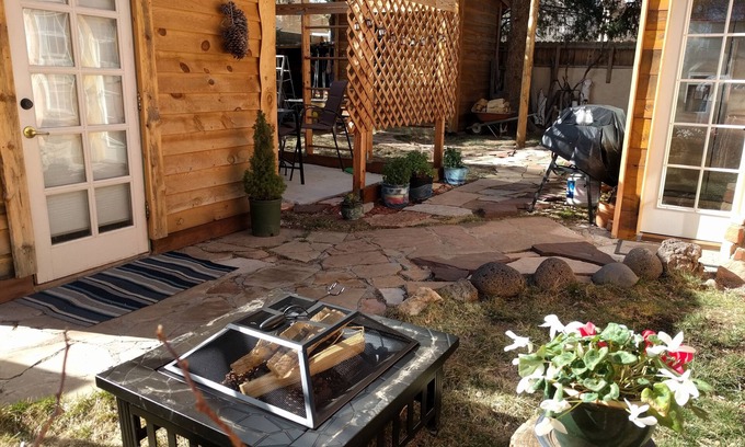 Flagstaff Cottage | Little Cottage in Flagstaff