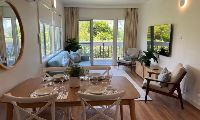 Noosa Heads Apartment | Little Cove Getaway Noosa 2bd 200m to beach