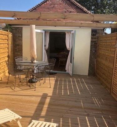 Broadstairs Apartment | Little Flint