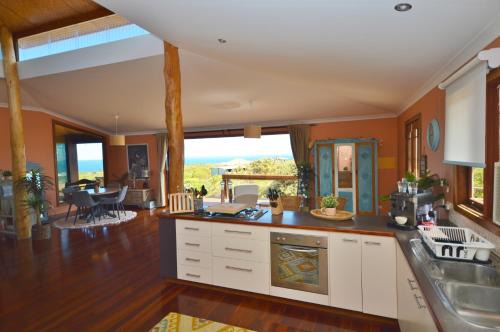 Kalbarri House | Little Gem Ocean Retreat - Kalbarri, WA