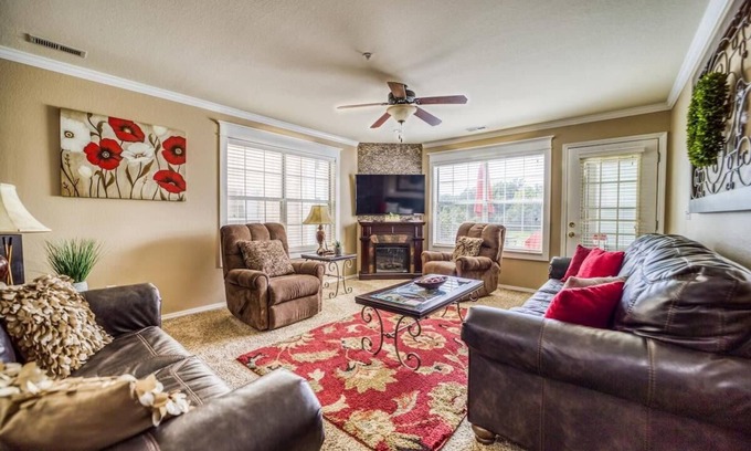Branson Condo | Little House on the Fairway- Luxury Golf Condo
