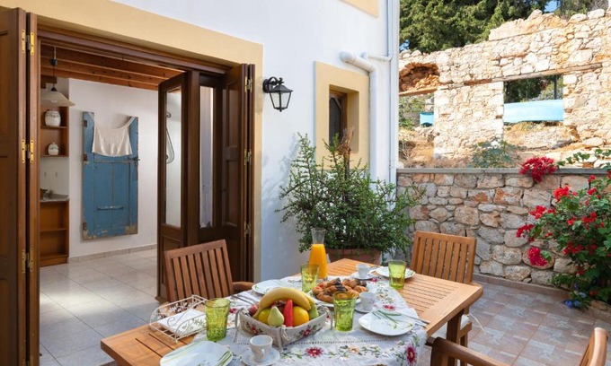 Halki House | Little Karafillias Chalki House