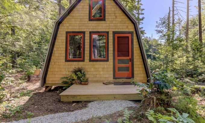 West Newfield House | Little Pine Cottage