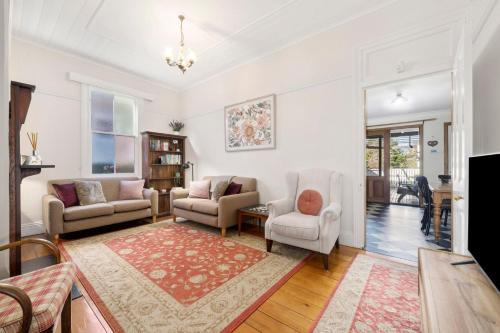Leura House | Little Pomander