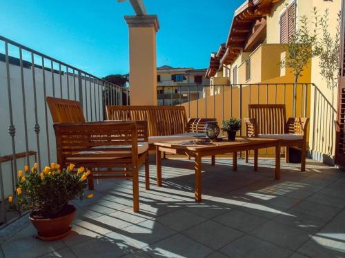 La Ciaccia Apartment | Little sea town apartment