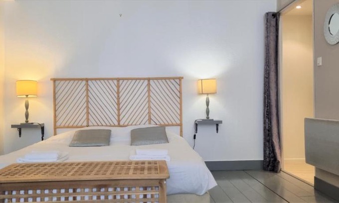 Old Lille Apartment | Little Suite - Suzanne