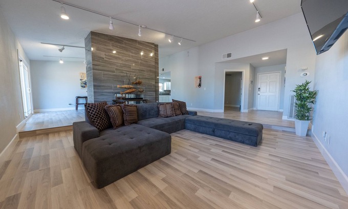 Whitney Ranch House | Little Tokyo of Las Vegas Fun, Reunion, Vacation