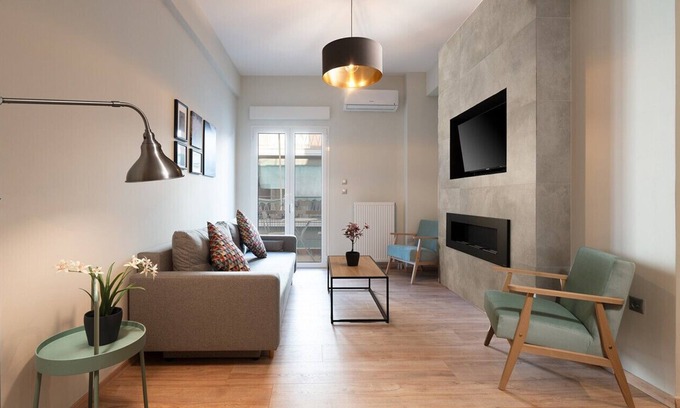 Pangrati Apartment | LIV - Cozy Urban Apartment in Pagrati